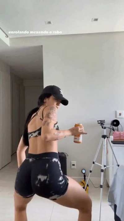 Beca Barreto