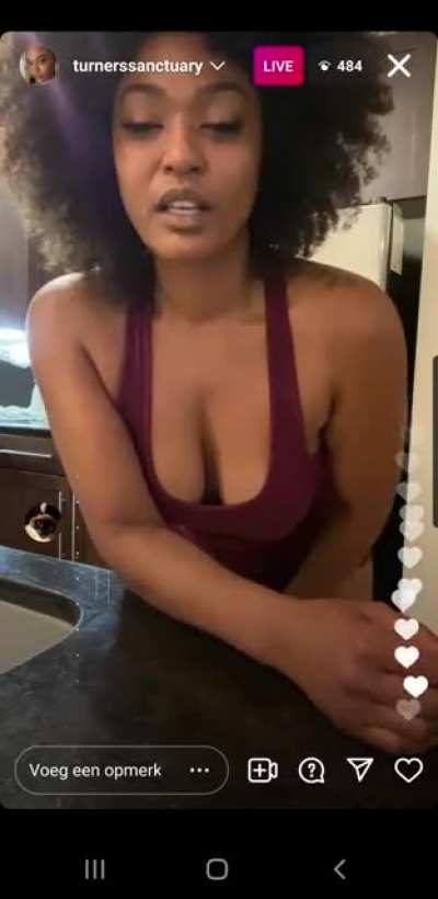 some pussy peek