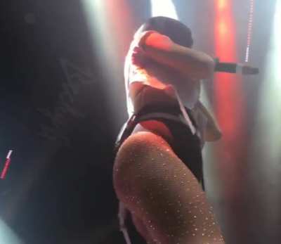 Break Before Performing "Banana" Las Vegas Drais Club