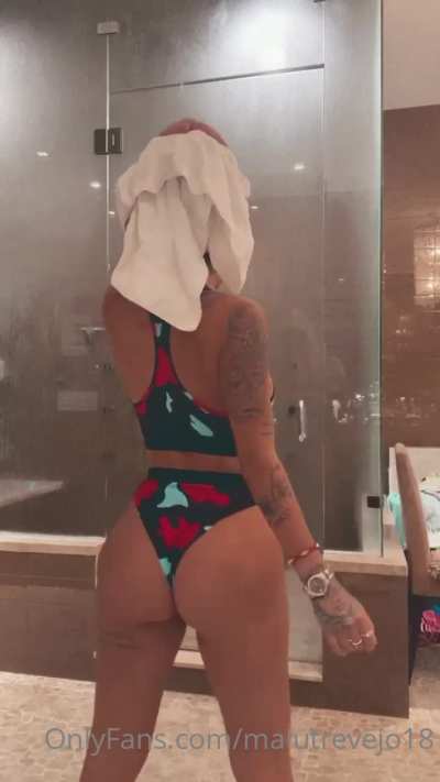 Bathroom Shake
