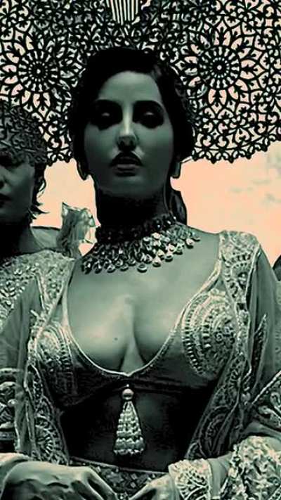 Nora Fatehi😍