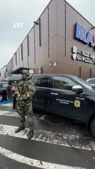 Lithuanian riflemen are training to protect important food stores during extreme situations