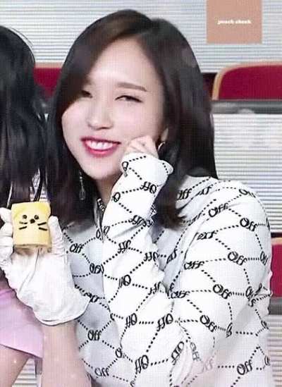 180423 Adorable Mina