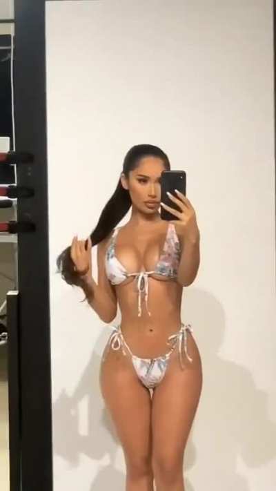 Bikini Hottie