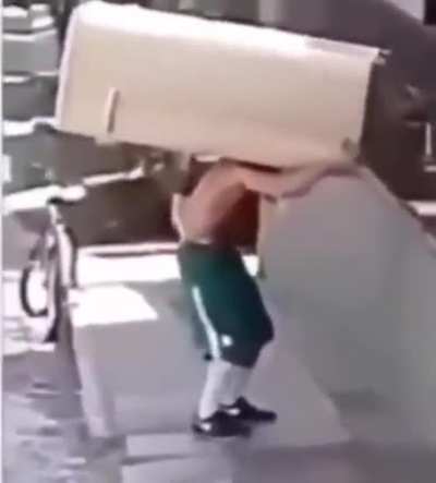 Blursed_crackhead