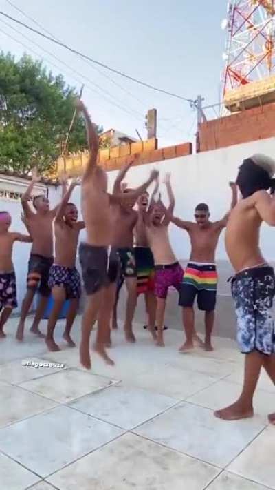 Reuni&atilde;o dos adm do discord do rolochi