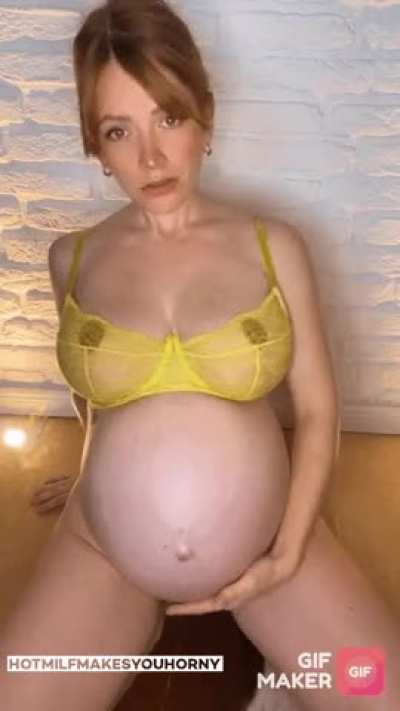 Do you like mommy&rsquo;s belly?