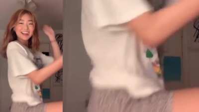 hena.yng ass jiggle