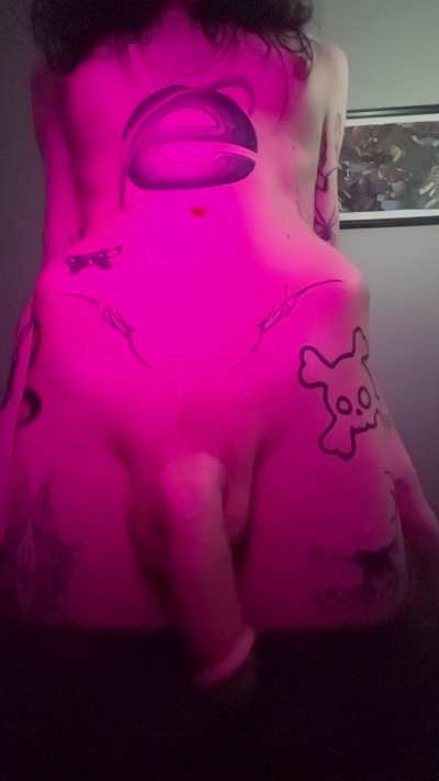 Did someone order a 6&rsquo;4 big cock goth girl?