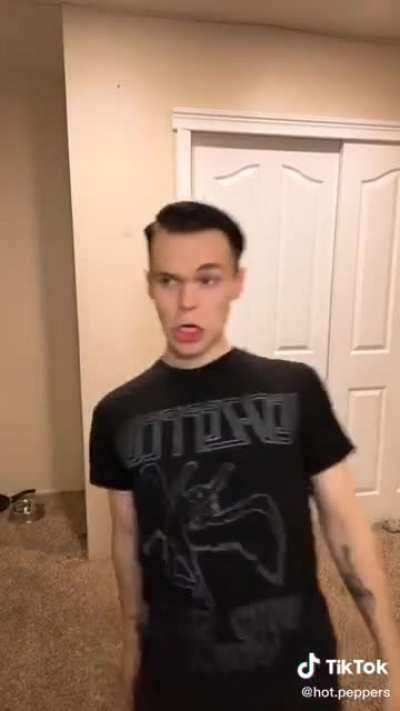 Hope this isn’t a repost but I present the neighbors kid.