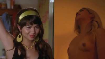 Tru Collins & Hayley Kiyoko On/Off