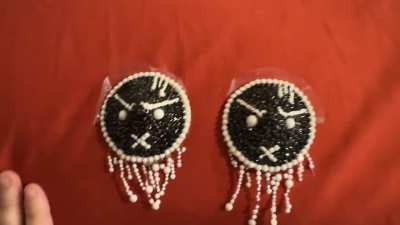 I made these. Took like 5 hours in a gd respirator mask and I&rsquo;m only wearing them for a single photo that I&rsquo;ll probably never post. But I love them and I want people to see the thing I made.