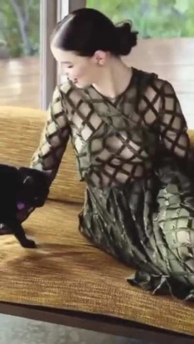 Anya and a cat