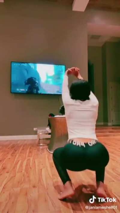 😂