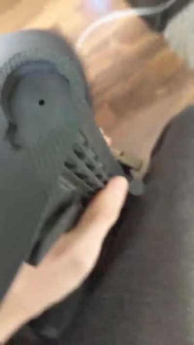 Help I bought lancer for 20 $ and no work please halp