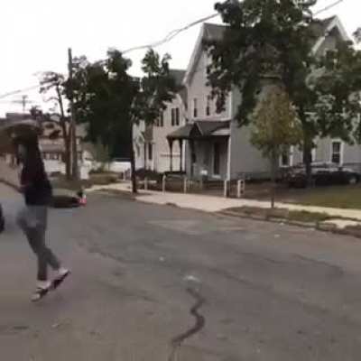 Let me stand on the motorcycle while it&rsquo;s moving