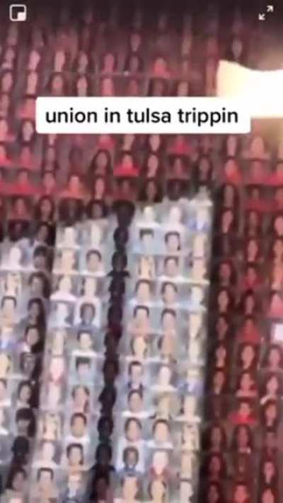 🤨