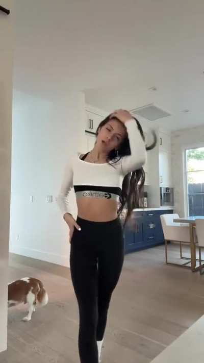 Coco Quinn&rsquo;s tight body
