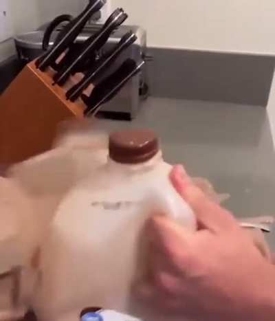 Blursed_milk