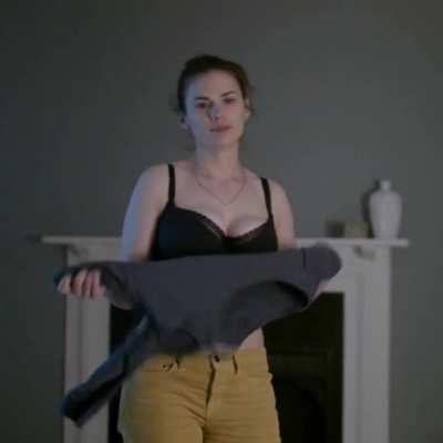 Can’t imagine how amazing it must feel to titfuck Hayley Atwell.
