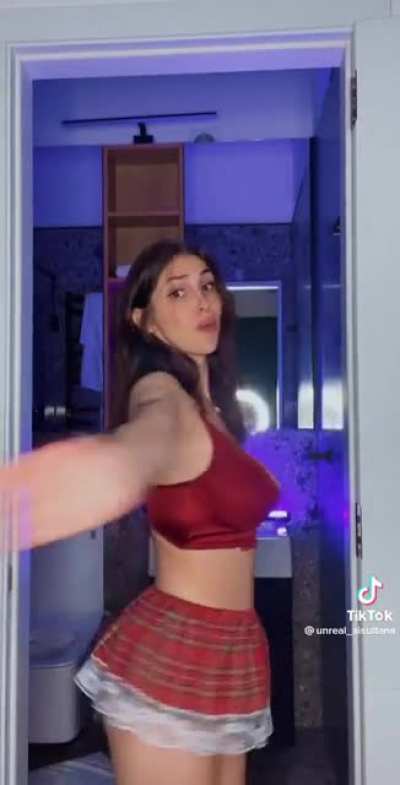 Unreal_aisultana