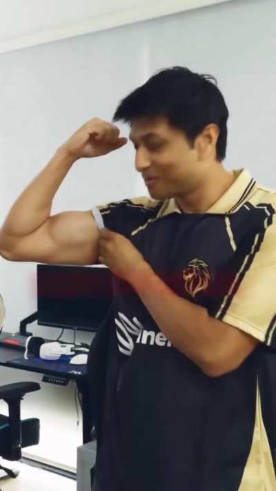 💪 Mine's better!