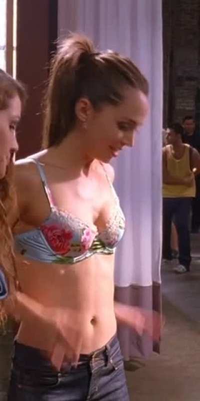 Eliza Dushku
