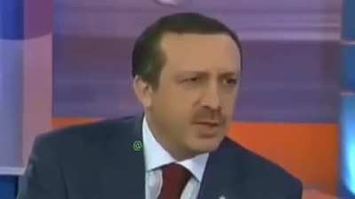 Bu siyaset&ccedil;i kim? Baya mantıklı konuşuyor.