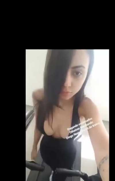 Nyvi Estephan