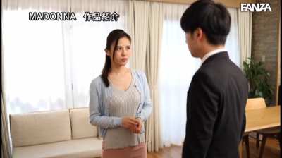 "My stylist is doing more for me than just cutting my hair Honey - a whole lot more!" ... r/AyakaMutou in JUq-061