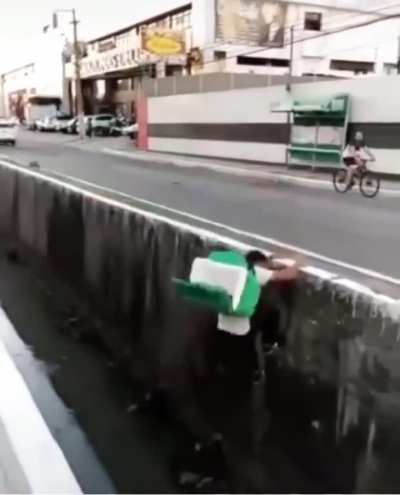 Seu rango j&aacute; chegou zuado alguma vez ?