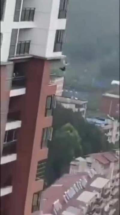 ._? creativo ja