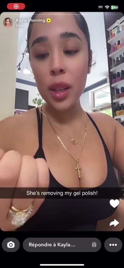 Her boobs 🤤
