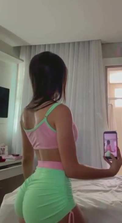 GIH OLIVEIRA QUE BUNDA GOSTOSA 