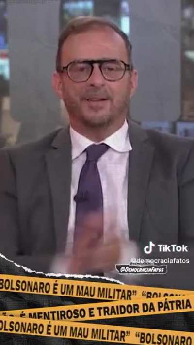 Malandro é o pato, que nasceu de dedo colado pra não usar aliança.