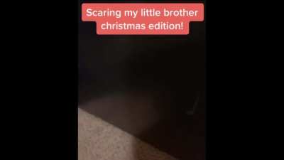 Four perfectly cut screams