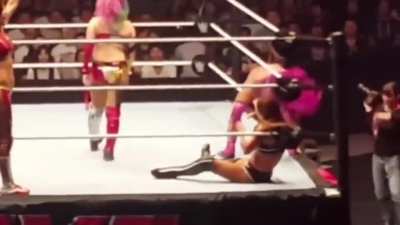 Asuka &amp;amp; Sasha Banks take turns stinkfacing Emma