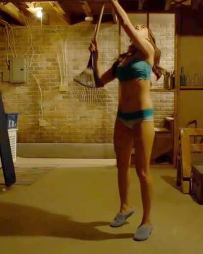 Alison Brie