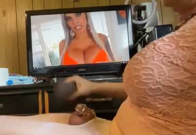 Bust-gasm in cage for BNWO 