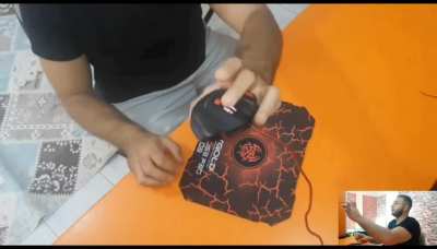 YouTube'da &uuml;r&uuml;n tanıtımlarının kalitesi, &uuml;r&uuml;n&uuml;n kalitesini belirliyor amk. Kardeşim ucuza ışıklı mouse sipariş etmiş. Işıklı mışıklı diye bu fırsat ka&ccedil;maz sanmış herhalde. Merak edip YouTubeda arattım karşılaştığım manzaraya bak amk. Kimse pahalı mal alma