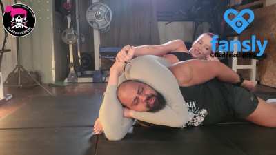 Full Trailer: "I just want to fuck you up" Handcuffed Headscissor/Mixed Wrestling domination on the mats. Scissors. Foot Chokes. Ankle Scissors. Facesitting. Figure Fours. Full FREE access for subscribers to my OF/Fansly/Loyalfans - Full Download Availabl