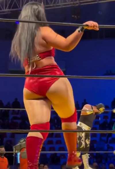 La Hiedra 🍑