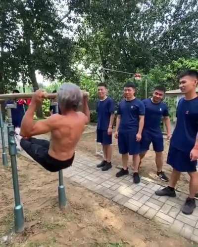 The abs and upper body strength on this older man while doing this calisthenic workout.