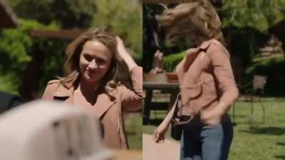Shantel VanSanten