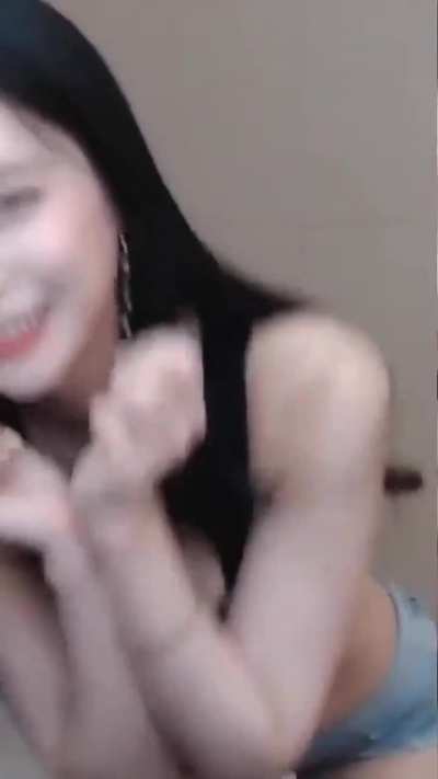 BOUNCING TITS