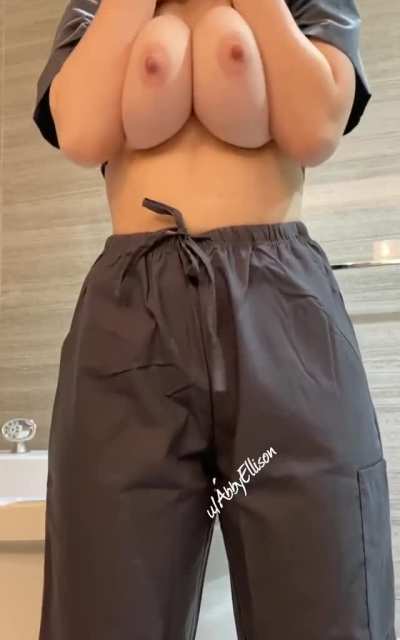 Do You like It (her free content in the comments )