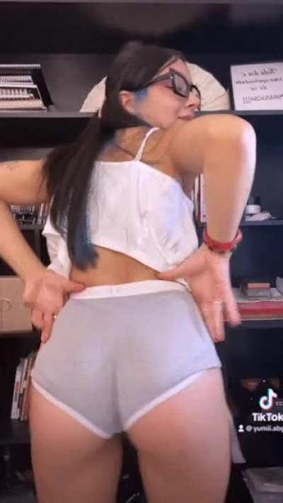 Eat my butt from behind