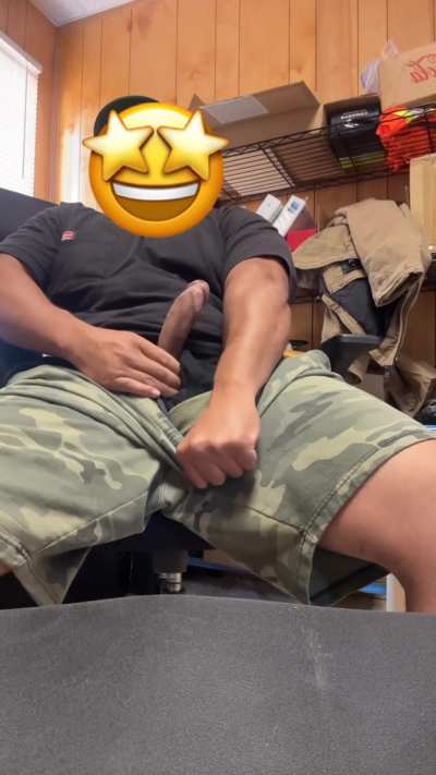 Reverse dick drop?.. 😮&zwj;💨