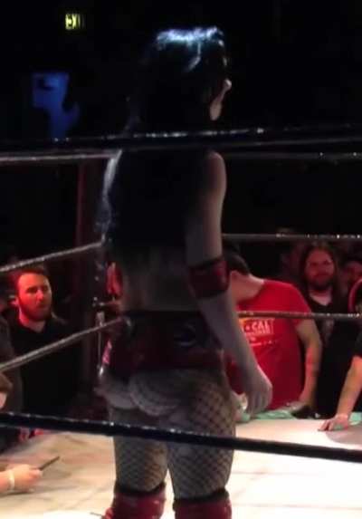 Priscilla Kelly&rsquo;s insane bubble butt