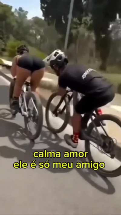 Ele &eacute; gay relaxa